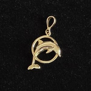 14k Gold Vintage Jumping Dolphin Pendant Over 2 Grams